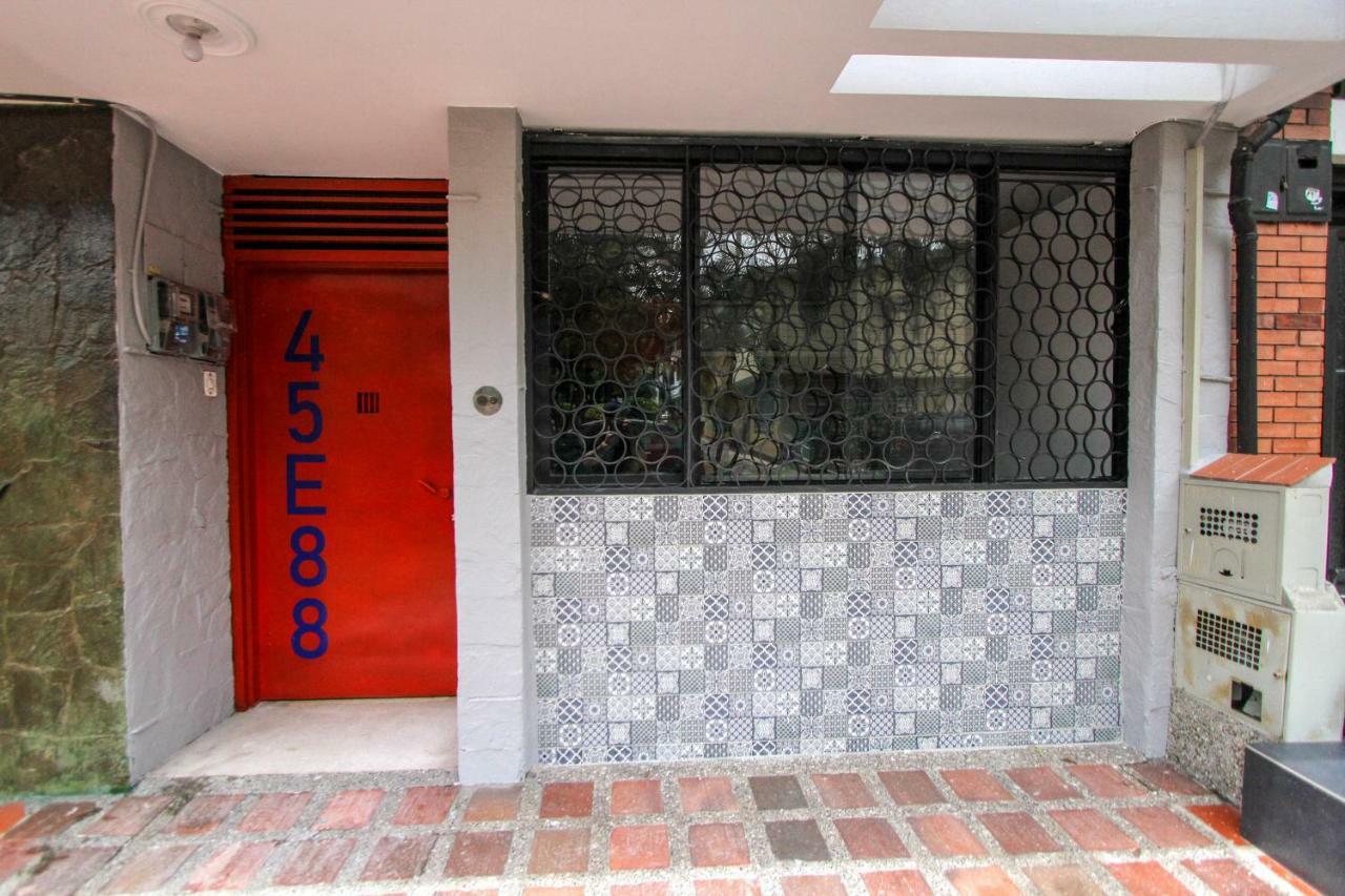 Casa Tuvia Hotel Medellin Exterior photo